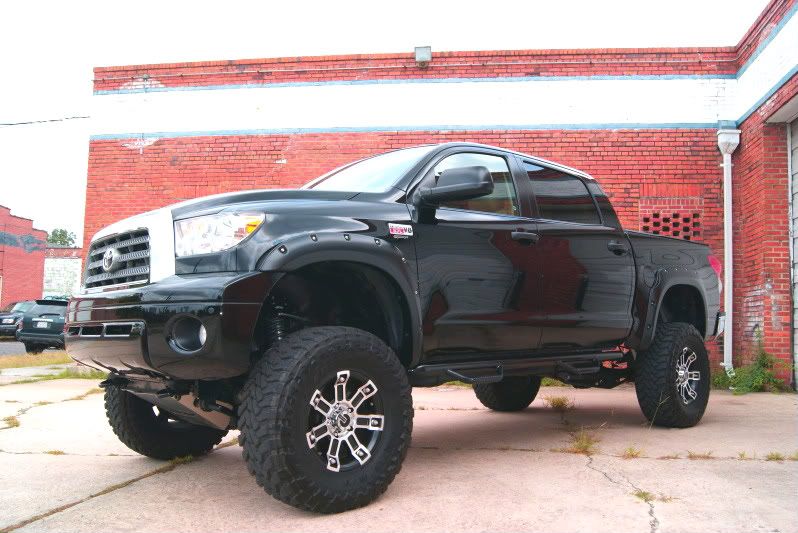 E55's Tundra Chrome Delete Toyota Tundra