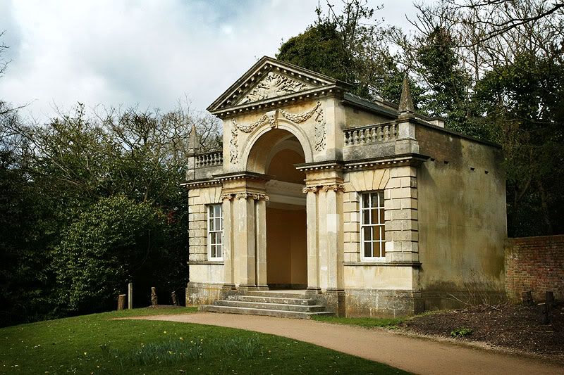 IMAGE: http://i91.photobucket.com/albums/k287/dinof/E98V6189www.jpg