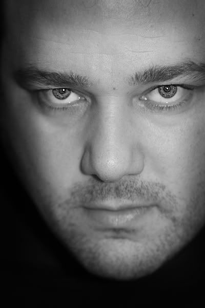 IMAGE: http://i91.photobucket.com/albums/k287/dinof/deanwebby.jpg