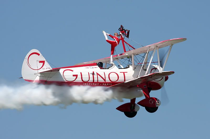 http://i91.photobucket.com/albums/k287/dinof/guinot-1.jpg