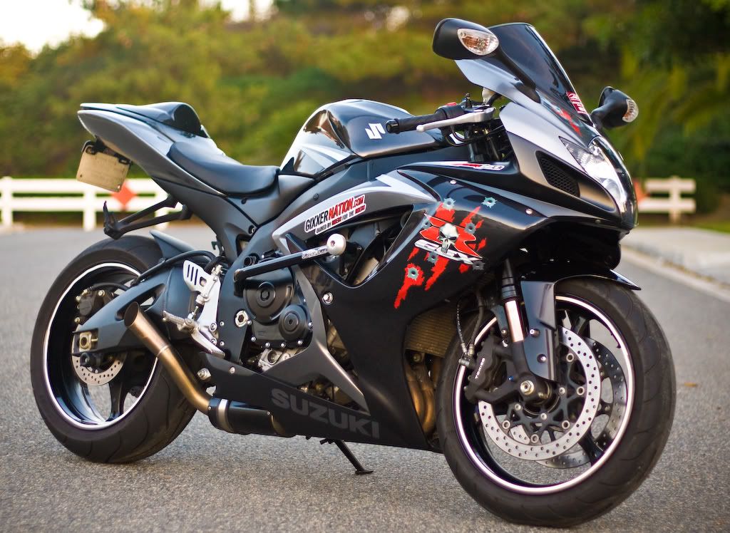 IMAGE: http://i91.photobucket.com/albums/k290/cgkades/IMG_8605-1.jpg