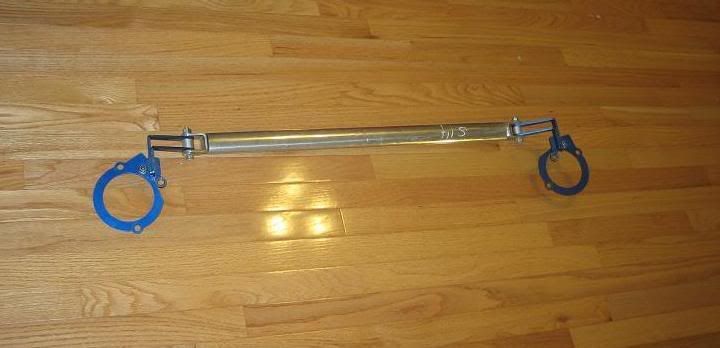 http://i91.photobucket.com/albums/k312/lucidsnow/FORSALE/RealCUSCOs14Rearstrutbar.jpg