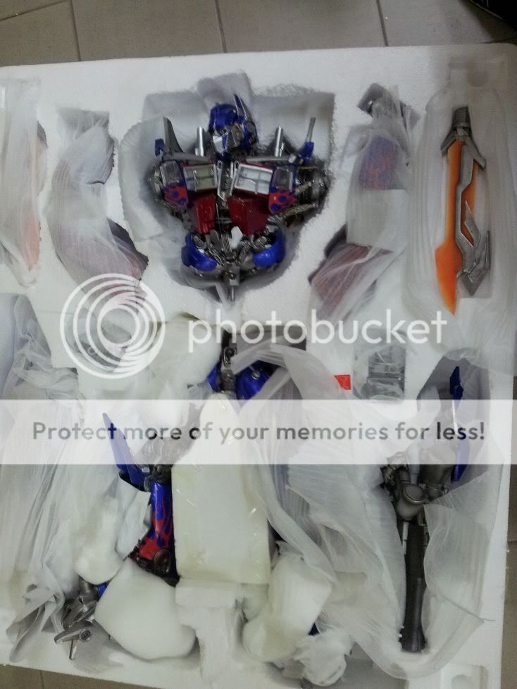   Collectibles Transformers Revenge of the Fallen Optimus Prime  